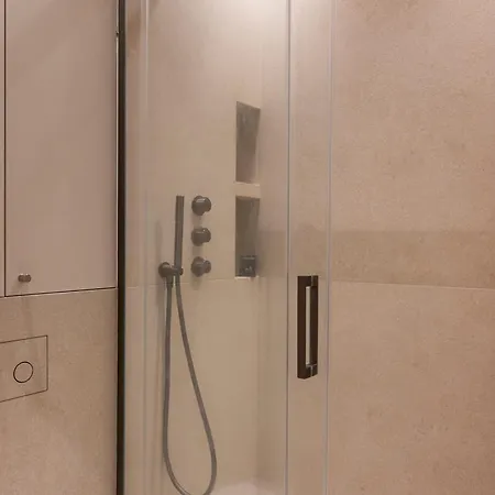 Le Confidentiel - La Fayette Paris